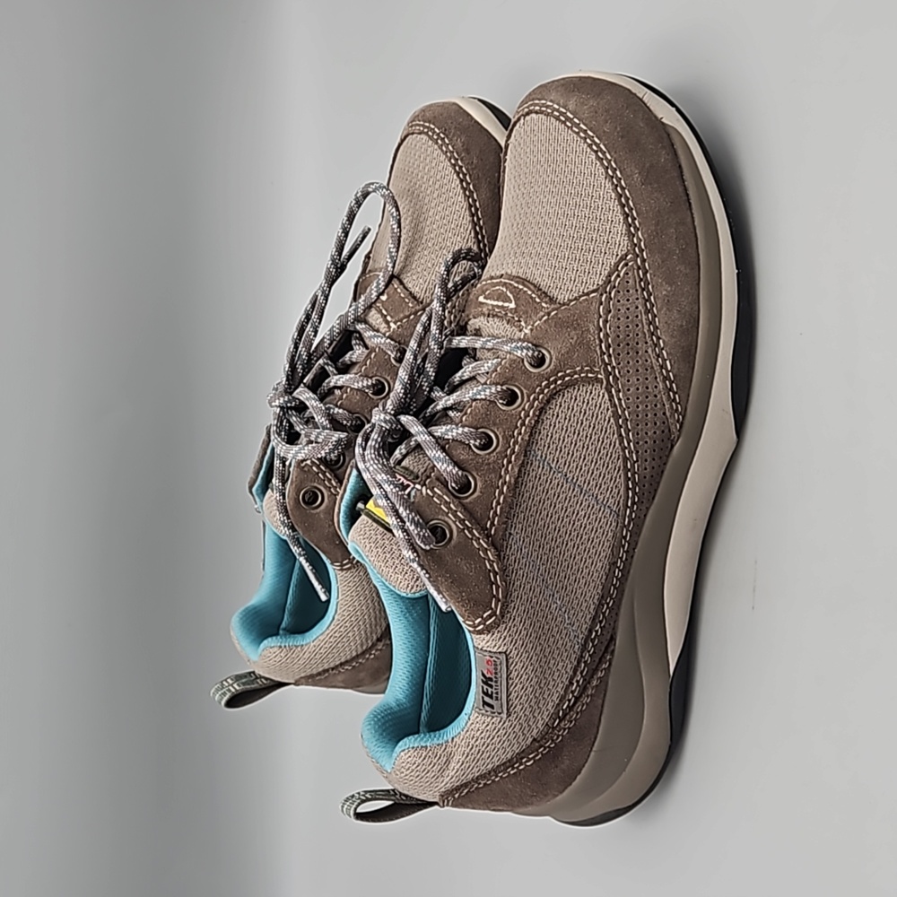 L.L. Bean Women size 8 Tek 2.5 Waterproof Hiking Shoes